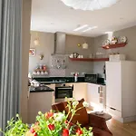 The House Deluxe 2 Bedroom Upper Floor *