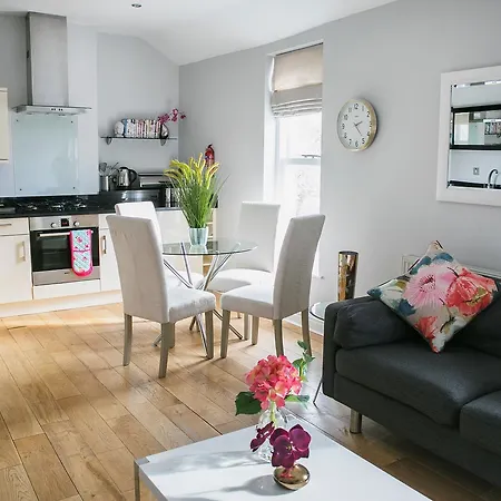 The Green House Classic 2 Bedroom Apartment Harrogate